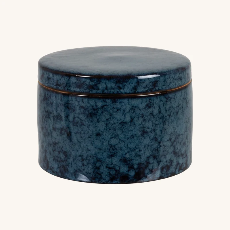 Boîte décorative en porcelaine bleue chez Maisons du Monde