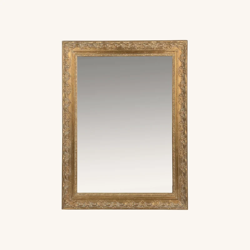 Miroir rectangulaire doré chez Maisons du Monde