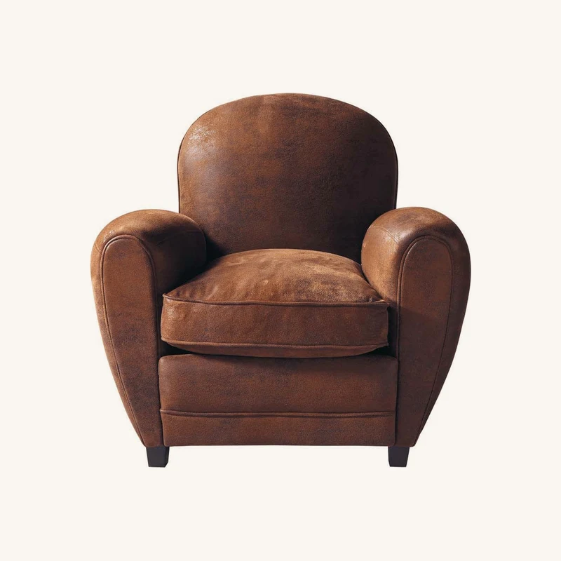 Fauteuil club marron aspect vieilli chez Maisons du Monde