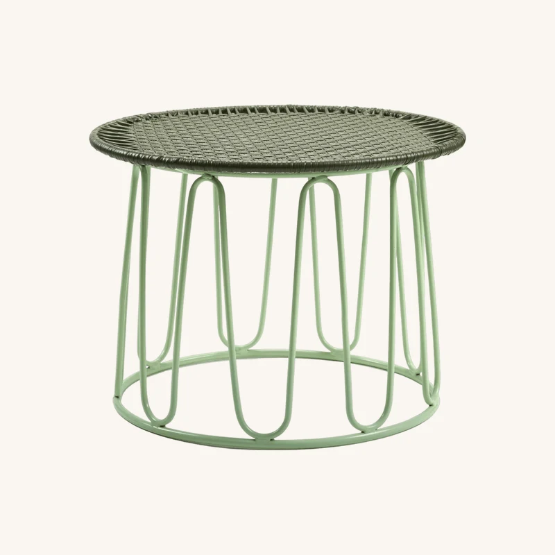 Table d'appoint en acier vert chez The Cool Republic