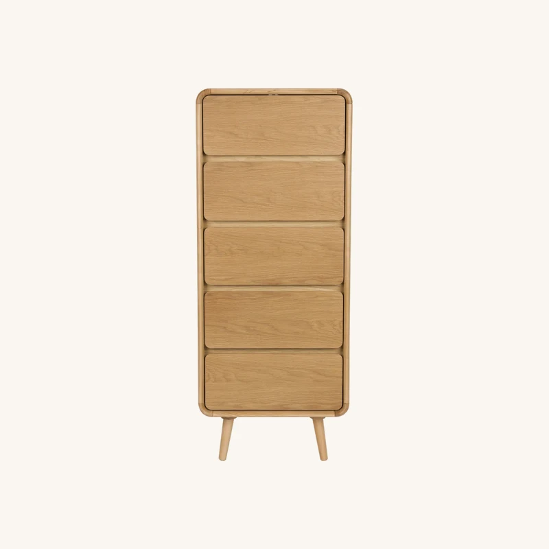 Commode en bois naturel chez The Cool Republic
