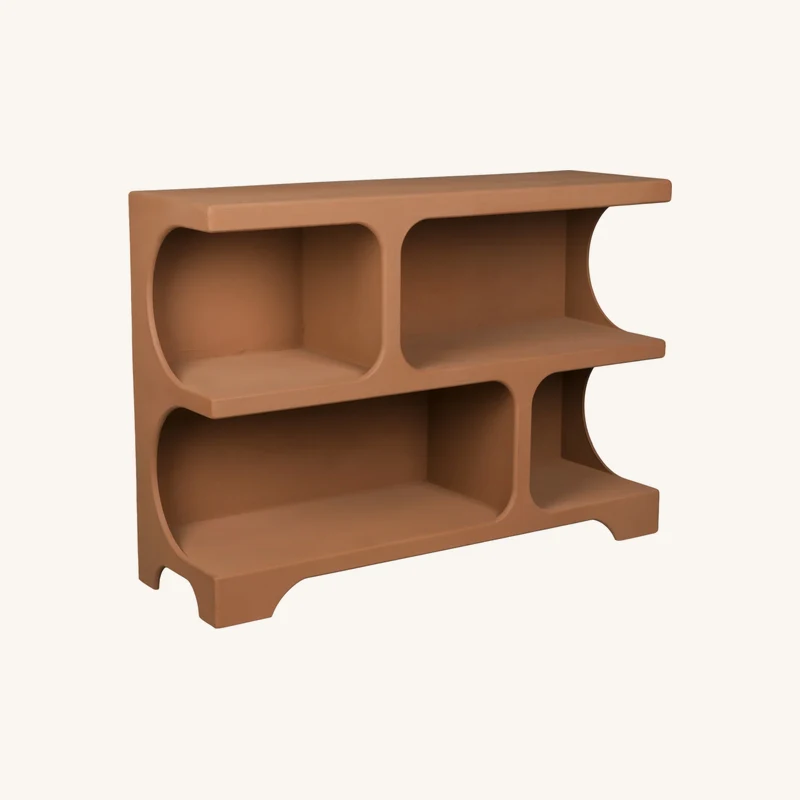 Etagère en bois terracotta chez The Cool Republic