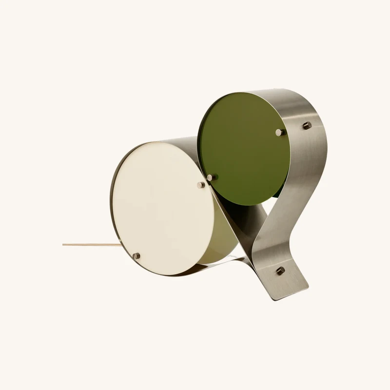 Lampe de table olive et ivoire chez The Cool Republic