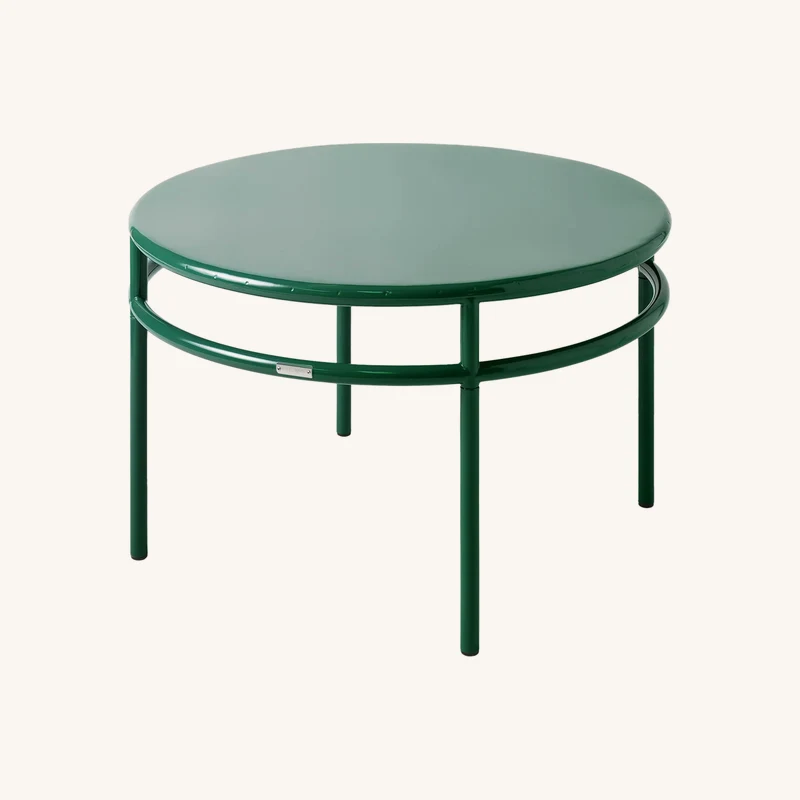 Table basses ronde en acier vert mousse chez The Cool Republic