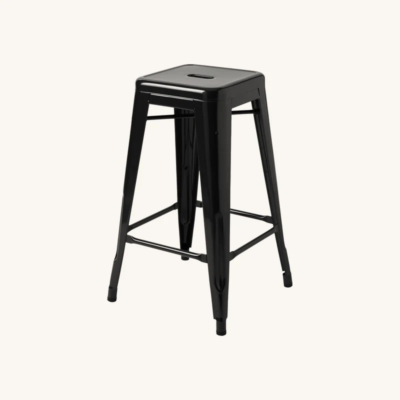 Tabouret en acier noir foncé chez The Cool Republic