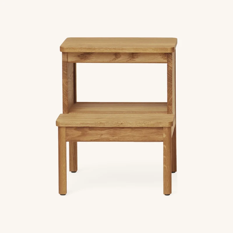 Tabouret en chêne massif naturel chez The Cool Republic