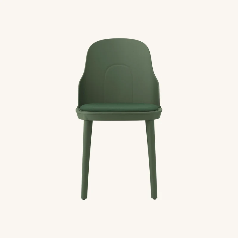 Chaise en polypropylène à l'assise en tissu chez The Cool Republic