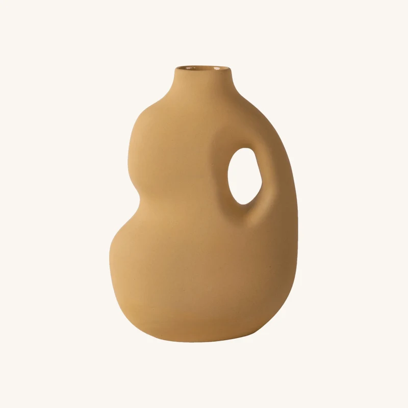 Vase moutarde aura ii chez The Cool Republic