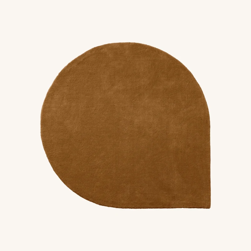 Tapis en laine moutarde chez The Cool Republic
