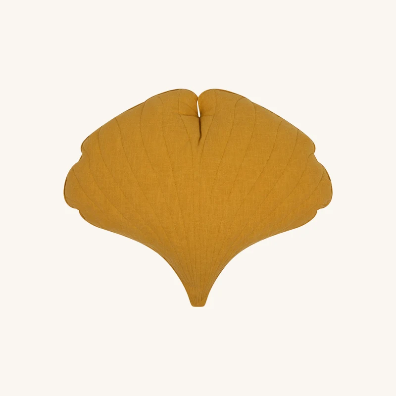 Coussin feuille de ginkgo en lin mango ginkgo chez The Cool Republic
