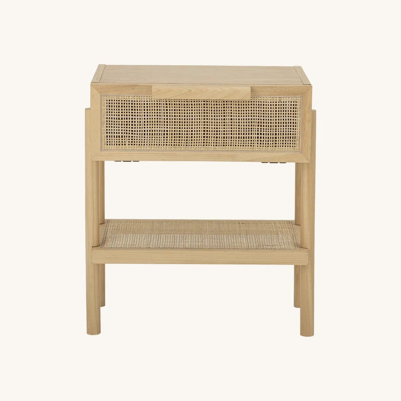 Table de chevet cannage chez The Cool Republic