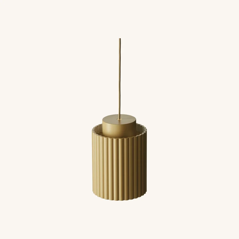 Suspension moutarde Donna 18 chez The Cool Republic