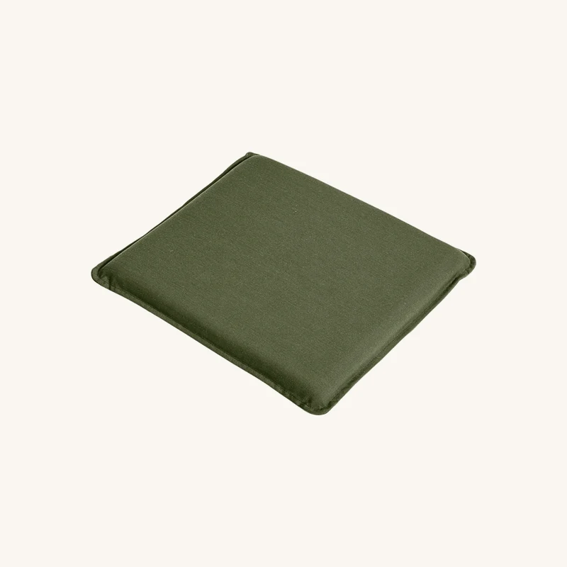 Coussin de chaise olive chez The Cool Republic