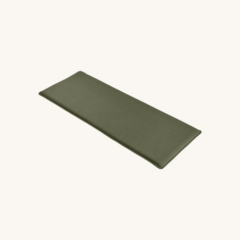 Coussin de banc olive chez The Cool Republic