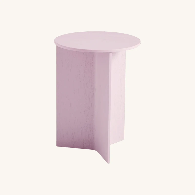Table d'appoint en chêne rose chez The Cool Republic