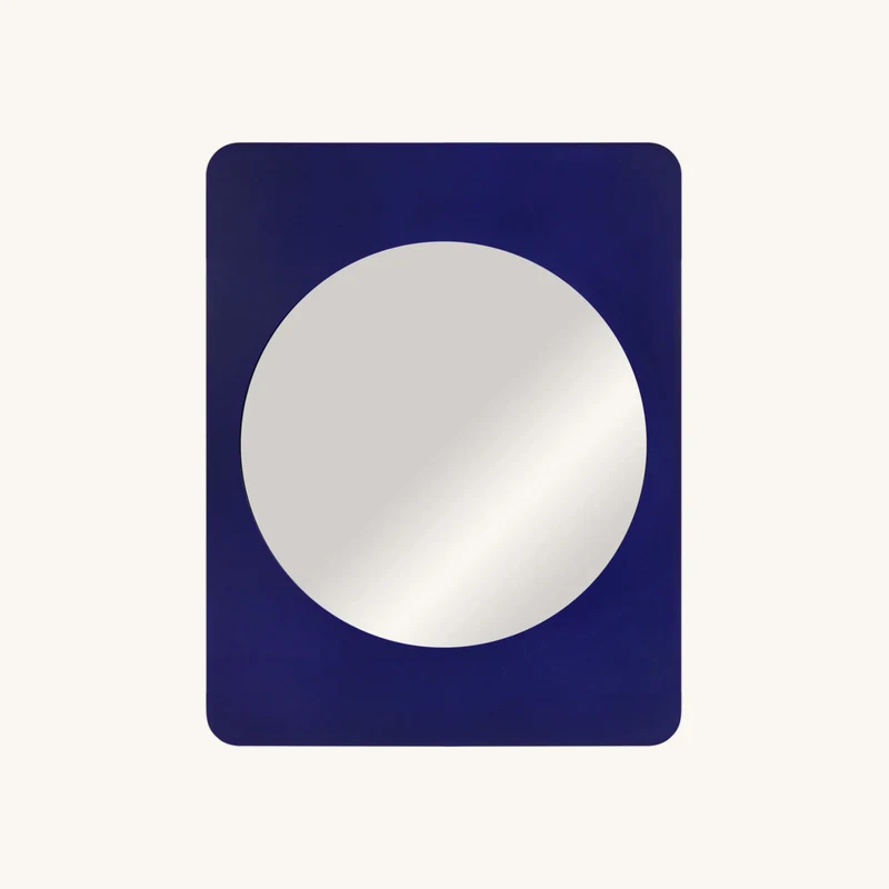 Miroir en bois de bouleau bleu myrtille chez The Cool Republic