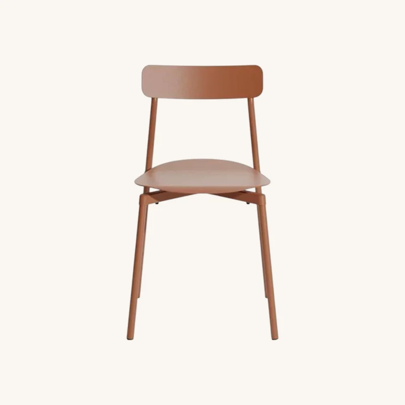 Chaise en métal terracotta chez The Cool Republic