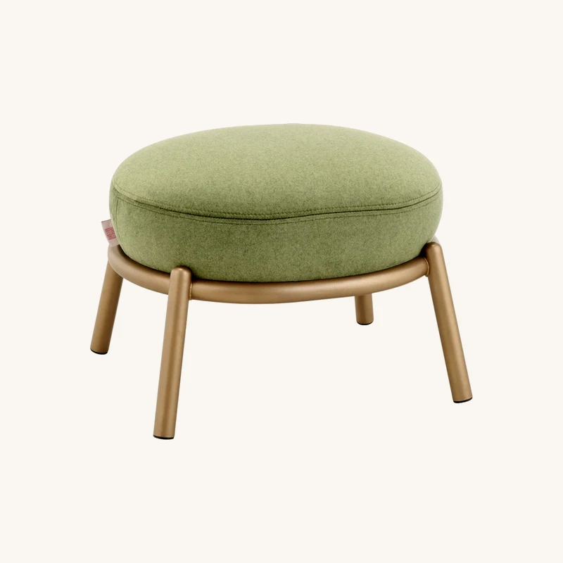 Tabouret rond en tissu olive et piètement chez The Cool Republic