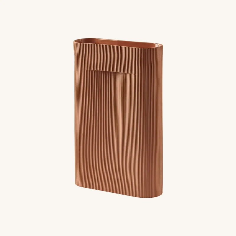 Vase terracotta 48 chez The Cool Republic