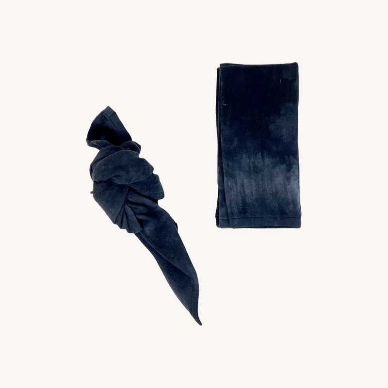 3 serviettes de table tie and dye noir chez The Cool Republic