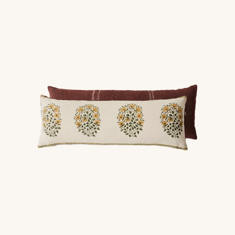 Coussin rectangulaire en tissu chez The Cool Republic