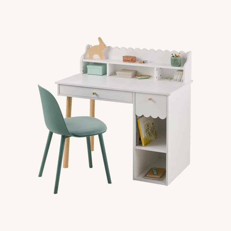 Bureau enfant feston blanc chez Vertbaudet