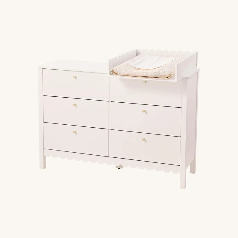 Commode enfant 6 tiroirs feston bois blanc chez Vertbaudet